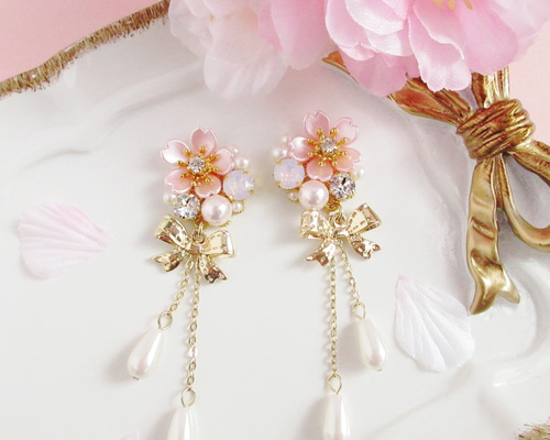 Cornu のビジューピンクピアス 楽天市場】ピンキー&ダイアン ピンク ジルコニア シルバーピアス