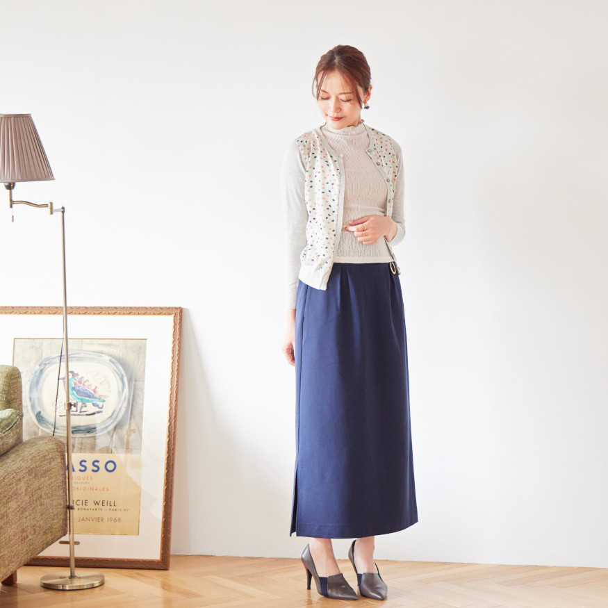 フォーマルにも◎毎日着たい！洗える美シルエットで気軽に決まるタイトスカート｜ネイビー