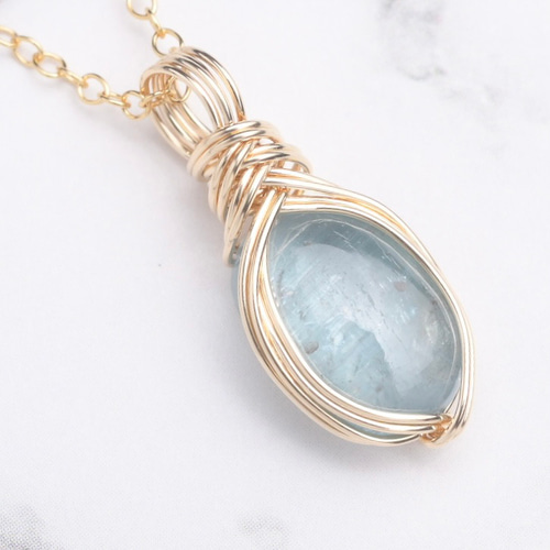 アクアカイヤナイトペンダントトップ ワイヤーラッピング ネックレス