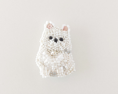 ポメラニアンブローチ【ビーズ刺繍】【動物モチーフ】 ブローチ fufuwa