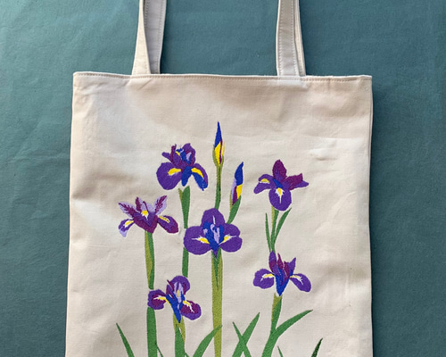 刺繍トートバッグ　ハンドメイド刺繍　大きめサイズ 送料140円…手刺繍トートバッグ | iichi 日々の暮らしを心地よく