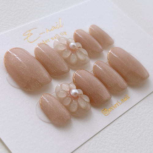 肌に溶け込む上品マグネット♡ ピンクベージュ フレンチ ぷっくり