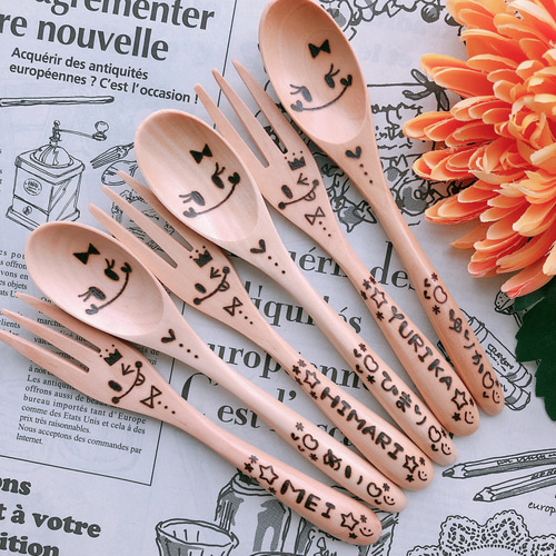 木製スプーン 名前入りスプーン 席札 卒園 卒業 イラストお入れ