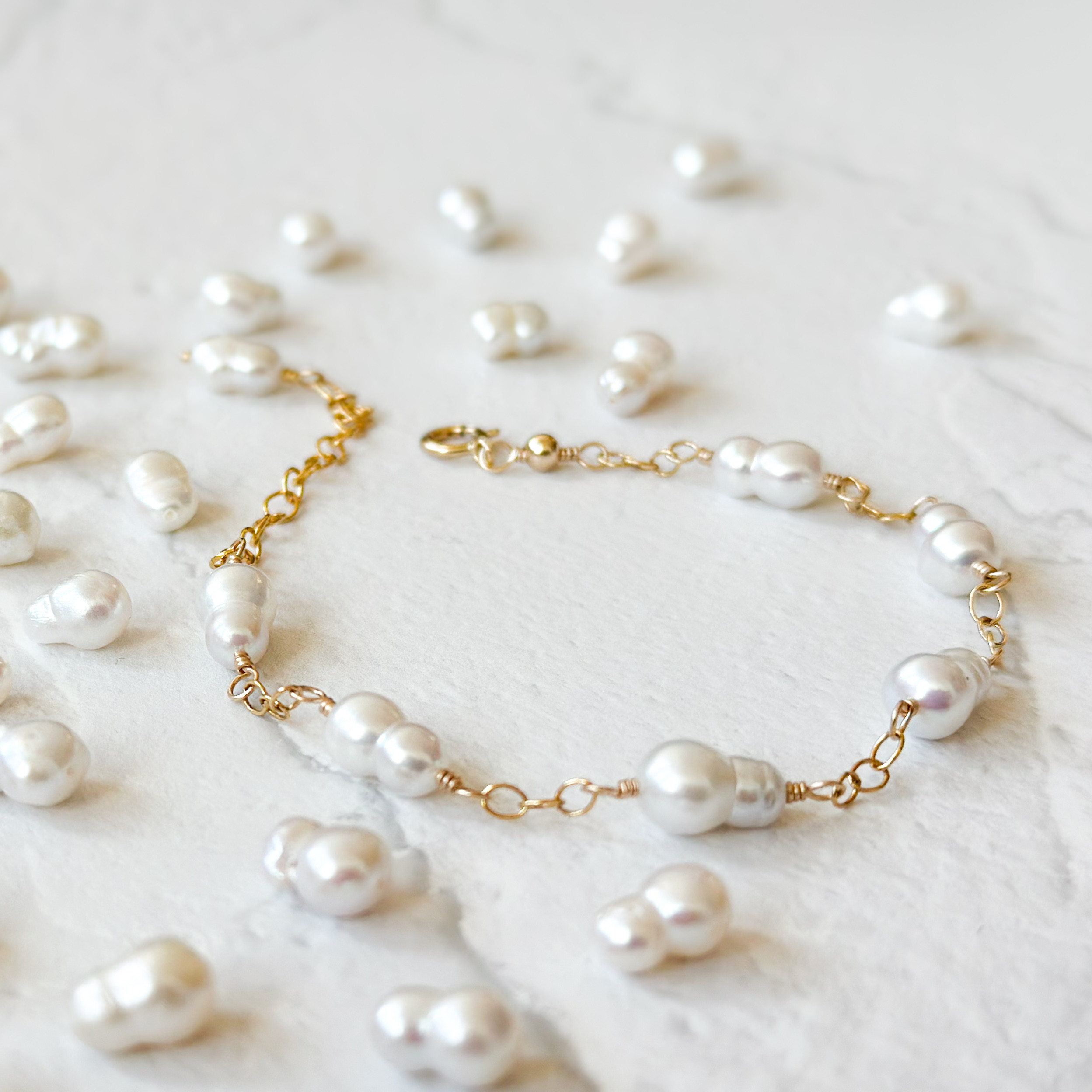 14kgf*入園入学にも*ツインパールのステーションブレスレット*淡水パール*バロック