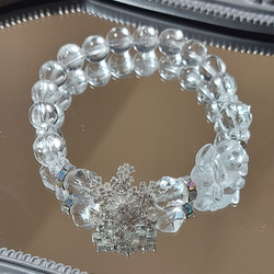 雪の結晶❄回るパーツ(運命が好転する)×水晶ウサギ ブレスレット