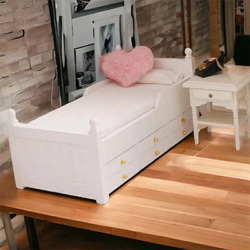 ミニチュア　豪華なベッド　木製 ドールハウス ミニチュア 家具 木製 シングル ベッド引き出し付き 1点