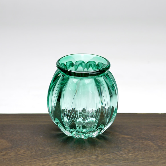 丸こつぼ小花入れ（薄エメラルドグリーン） 一輪挿し・花瓶