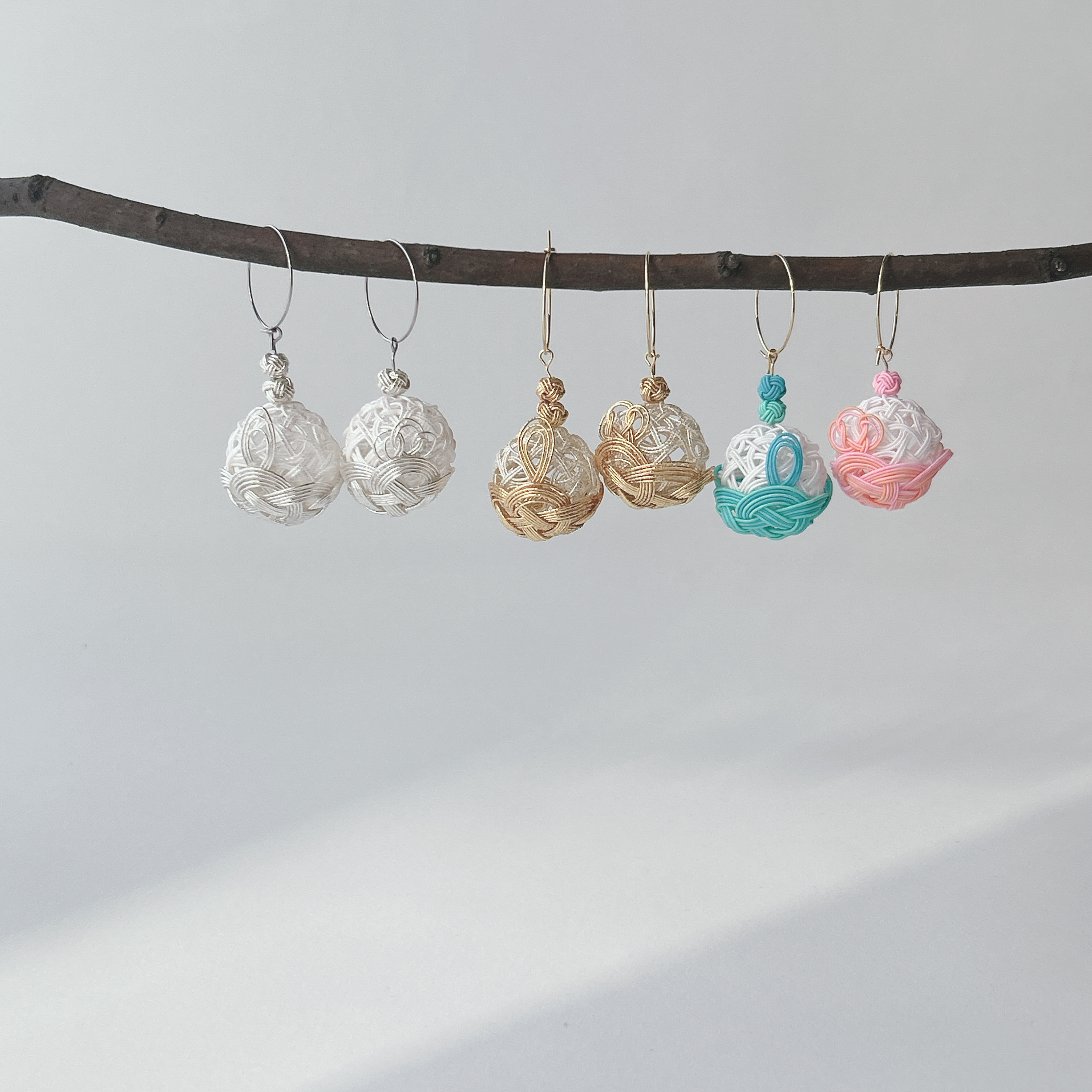 華やかに彩る雛祭りの水引ピアス