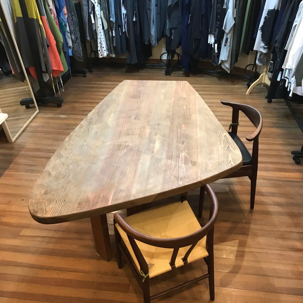 八溝杉155x115cm ボックス脚厚板テーブル(M21-1type)