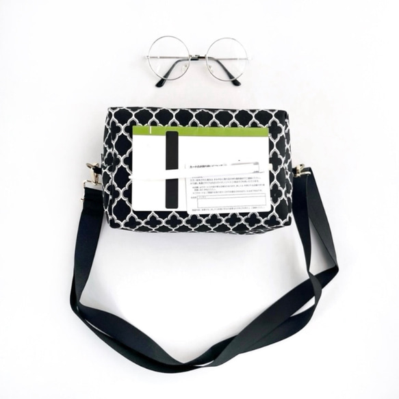 ショルダーバッグ/【特集掲載】/長財布・ペットボトルOK/軽くて丈夫・斜めがけ/モノトーンboxショルダーバッグ 10枚目の画像