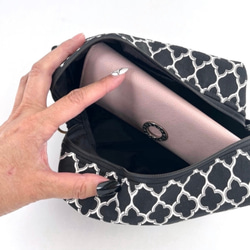 ショルダーバッグ/【特集掲載】/長財布・ペットボトルOK/軽くて丈夫・斜めがけ/モノトーンboxショルダーバッグ 5枚目の画像