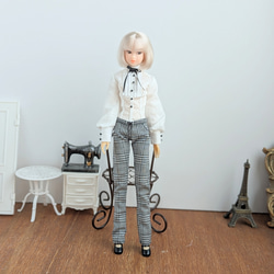 美品！ブライス＊海外有名作家様 アウトフィット chu things様