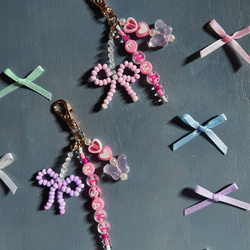 ピンクは正義！お名前入りキーチャーム《リボン❤︎ハート》 携帯