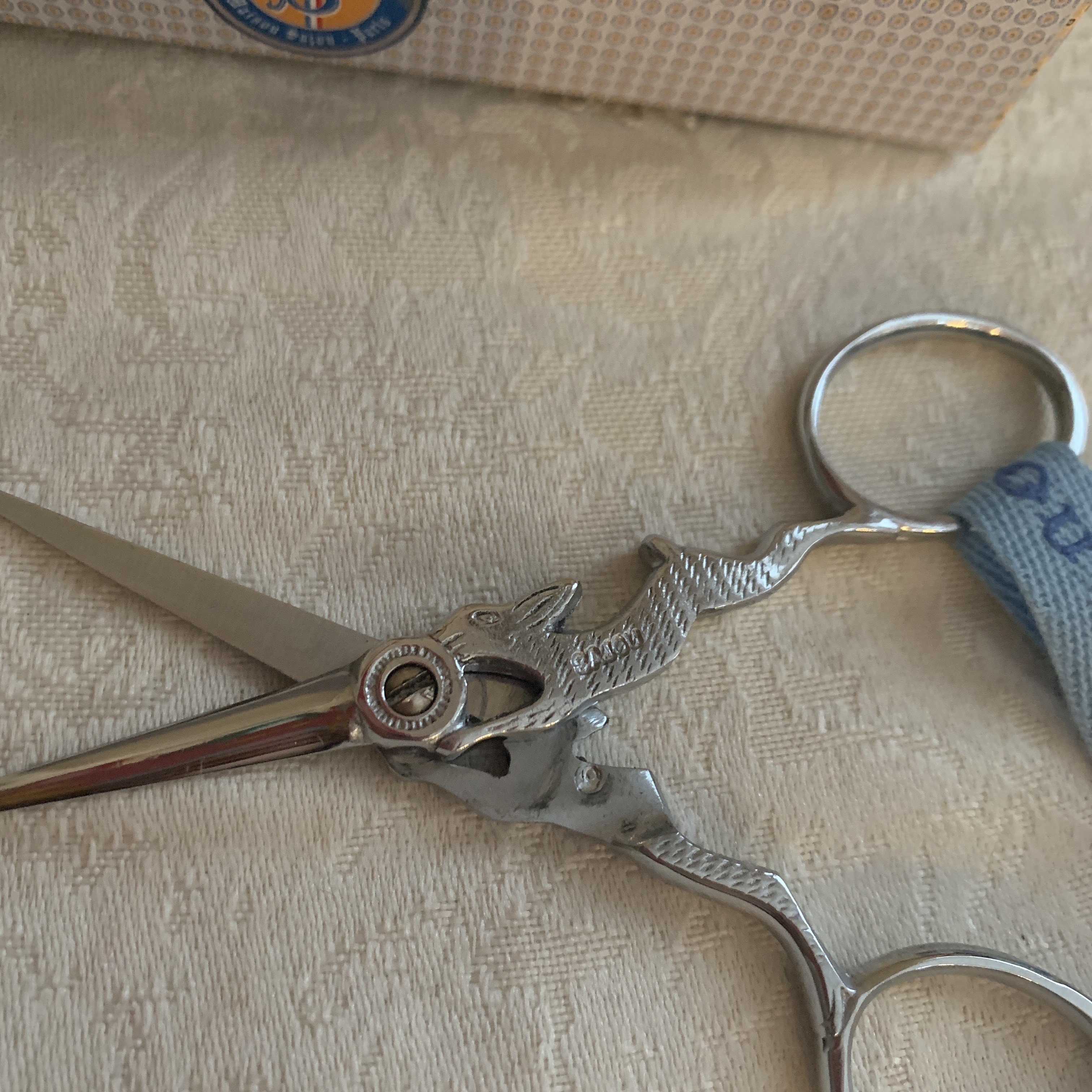 送料無料おまけ付き】フランス製SAJOUのウサギモチーフの