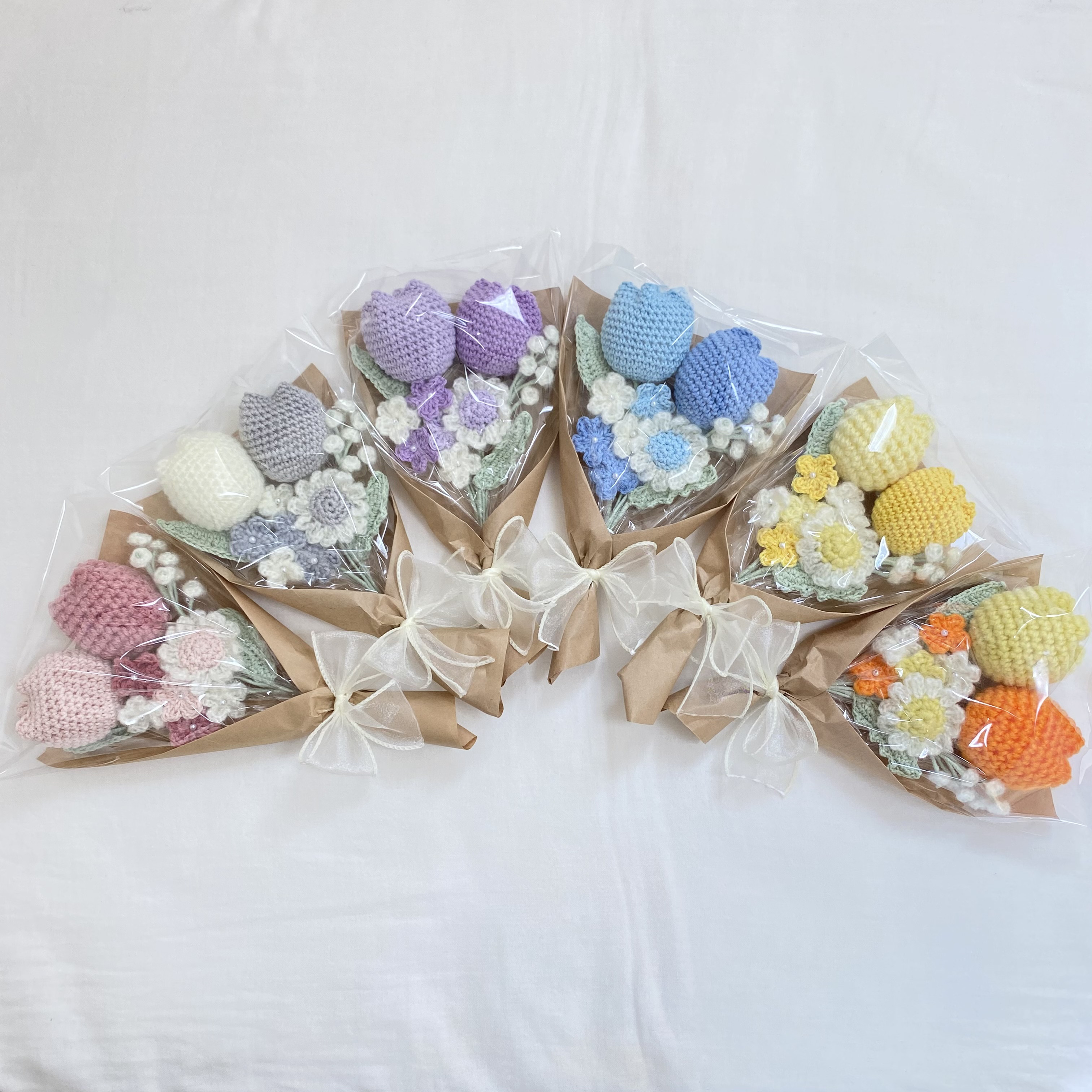 Amazon｜JOMODECOR 手作りジャスミン チューリップ カスミソウ ローズ