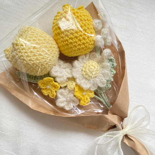 人気No.2 ベーシックカラー】ブーケ チューリップ デイジー かすみ草