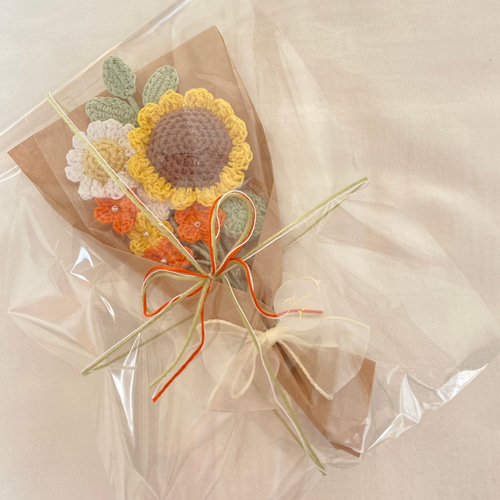 カーネーション 母の日 花束 薄ピンク 編み物 枯れない花 お祝い
