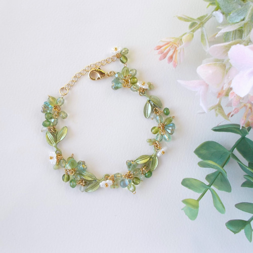 ハーブガーデンの花かんむりブレスレット ブレスレット mikirose 通販
