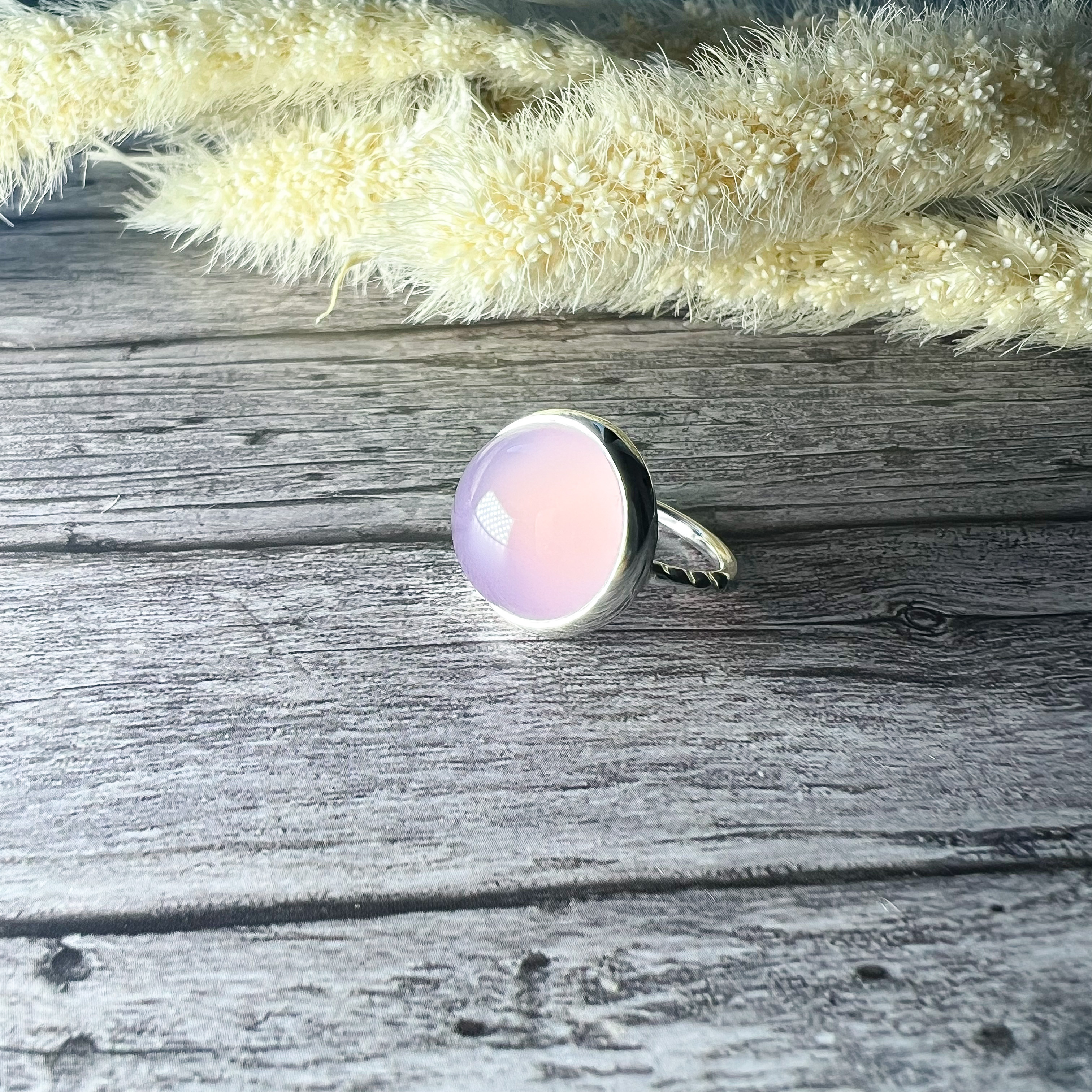 ピンクパープルカルセドニーリング　RG21-046