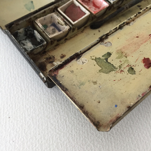 アンティーク水彩絵具のパレット イギリス製 鉄ものディスプレイ