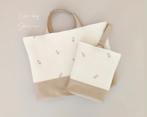チューリップ刺繍のヌビバッグ レッスンバッグと上靴入れセット