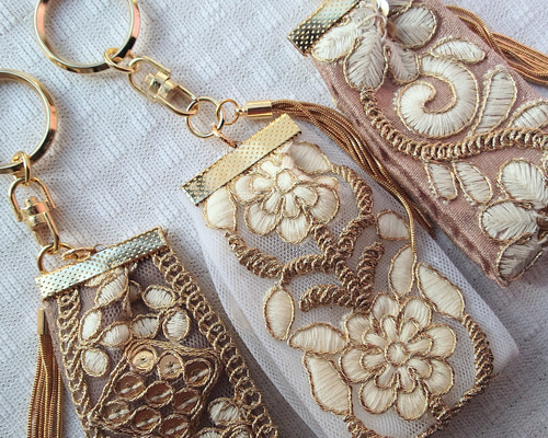 インド刺繍リボンのキーホルダー・バッグチャーム 41