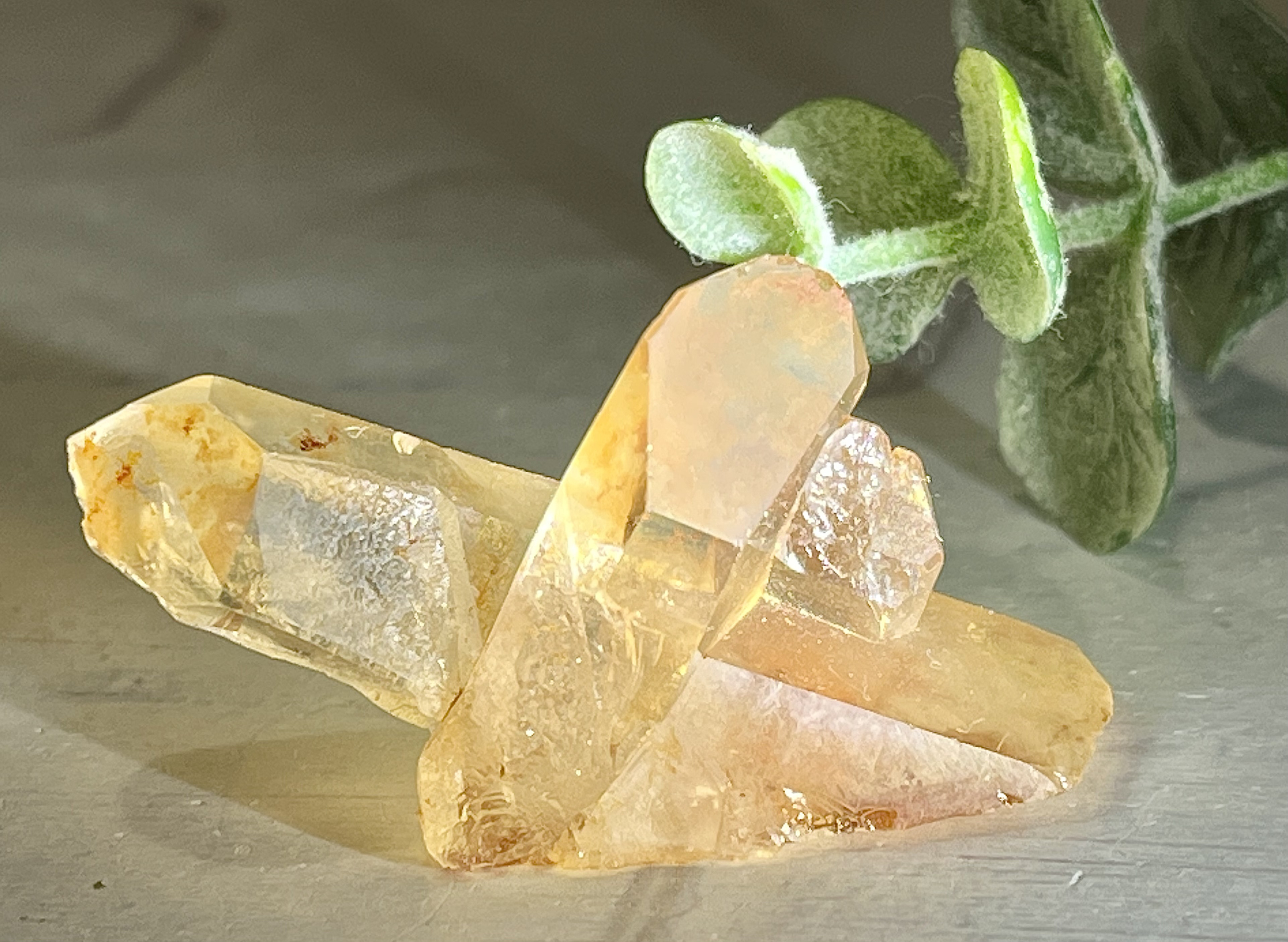 グラウンディング　レシーバー　タンジェリンクォーツ　原石　クラスター　蜜柑水晶