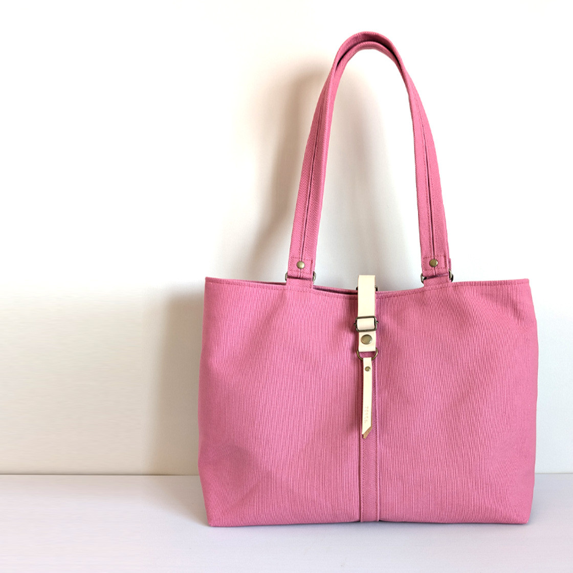 【国産帆布8号】仕分け上手なスクエアトート(カメリア)