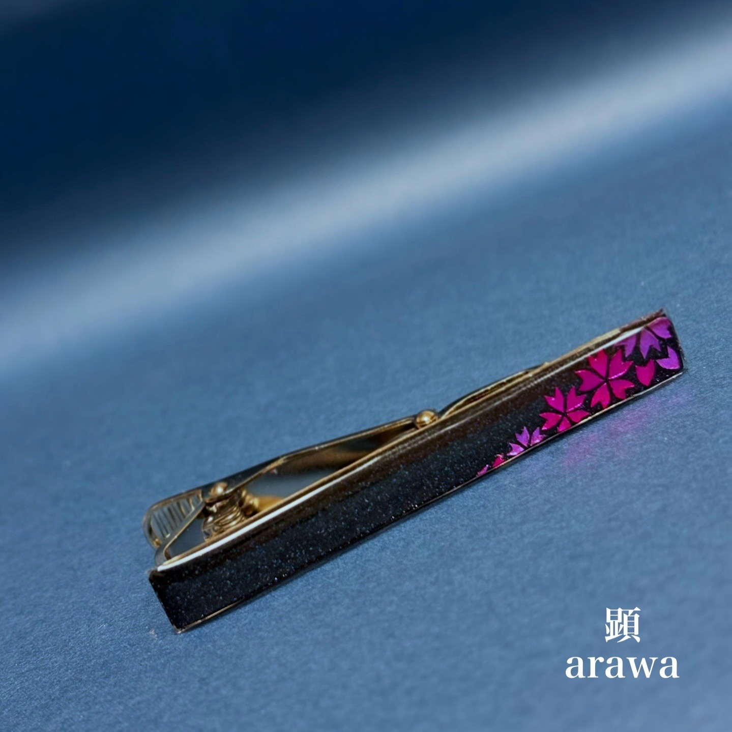 桜 御旗 -Sakura Mihata-（ネクタイピン）【和柄アートアクセサリー】