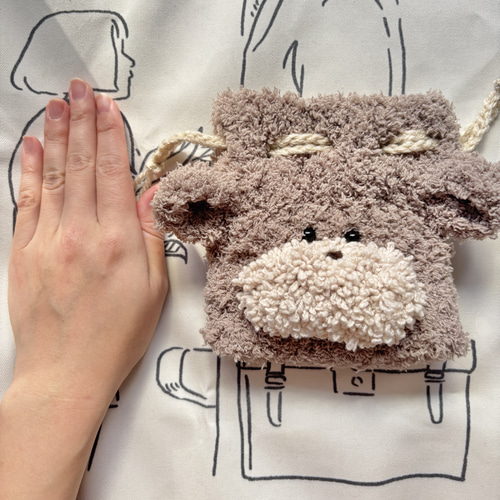 くま 手編み かぎ針 かぎ編み 巾着 ポーチ もこもこ ふわふわ アニマル