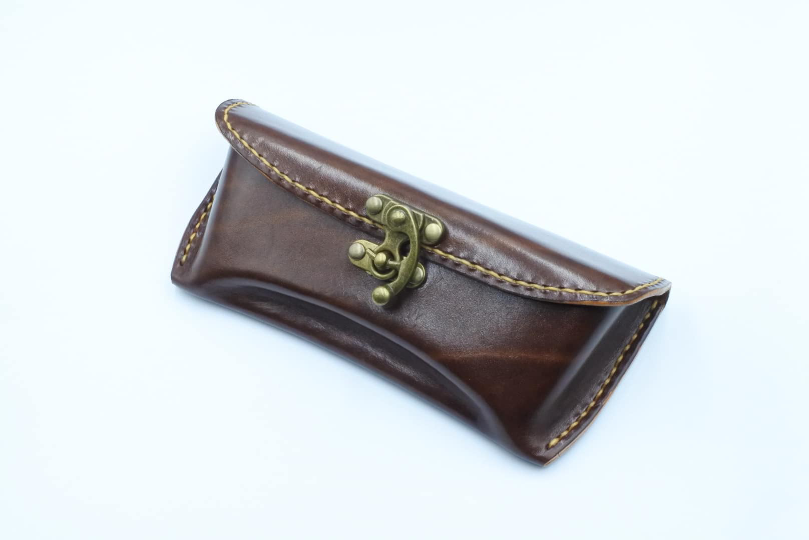 ベルギー産ルガトーレザー メガネケース