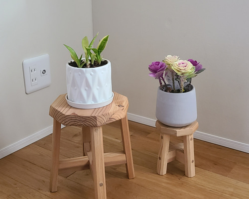 スペイン製　スツール　花台　タイル　ヴィンテージ　チェア　インテリア　IZ スペイン製 スツール 花台 タイル ヴィンテージ チェア インテリア IZ