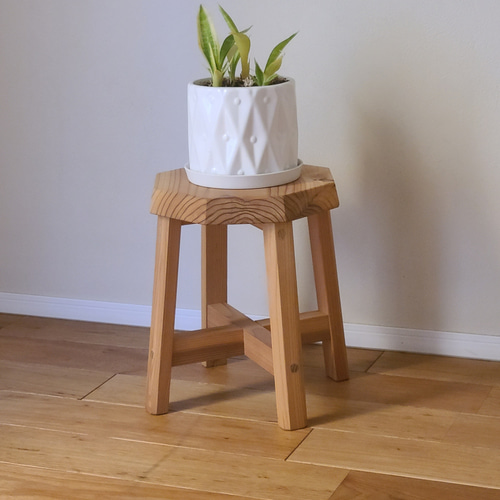 自然素材たっぷり八角形の椅子 花台 キッチン スツール インテリア雑貨