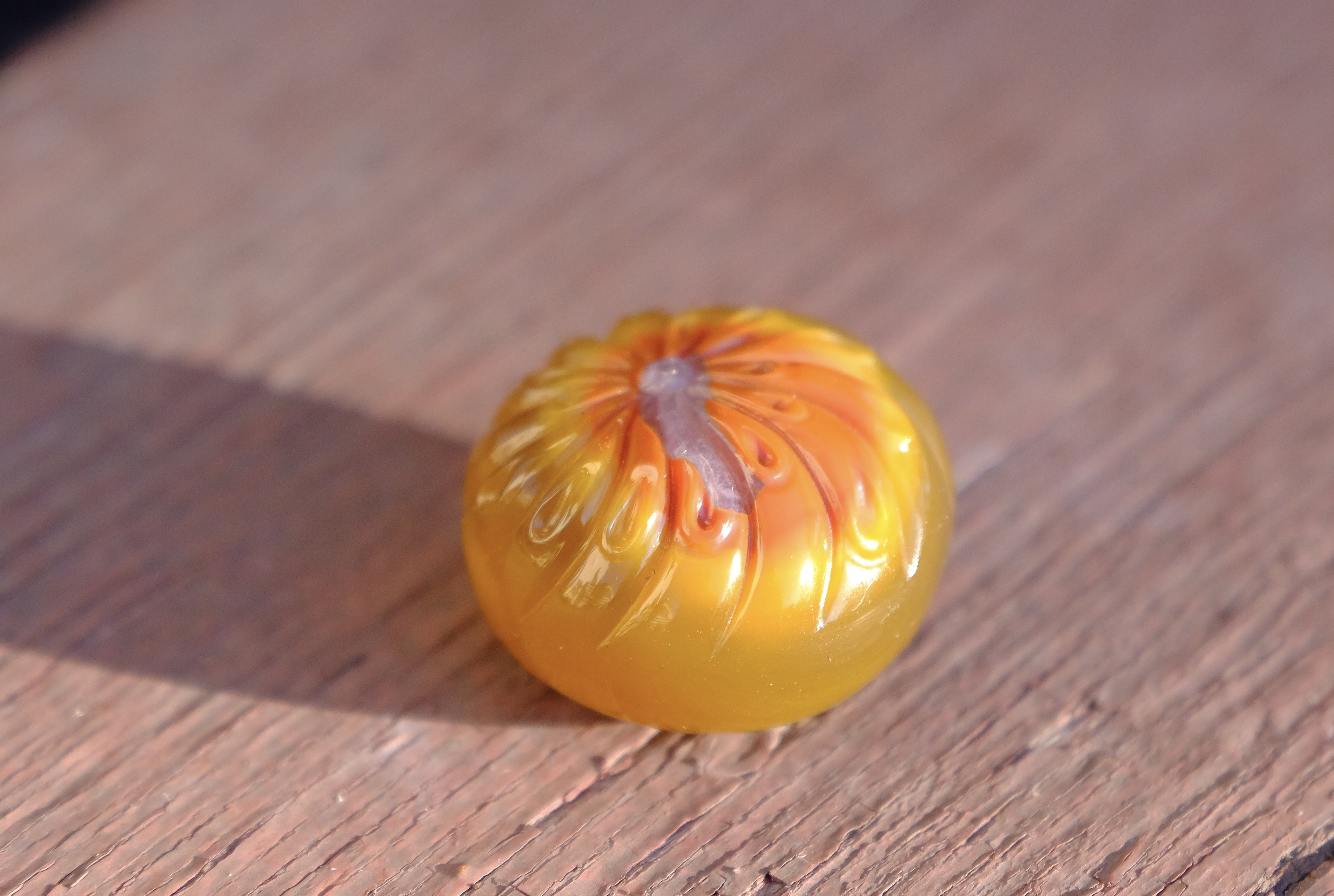 ゴビ石−1332 ゴビ瑪瑙　彫刻　『和菓子』