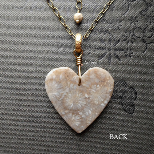 よしみ様 高品質 フォッシルコーラル 珊瑚 ハート 握り石 化石珊瑚