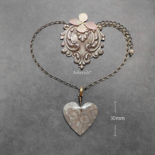 化石珊瑚＞フォッシルコーラル ハート 30×30mm 花珊瑚