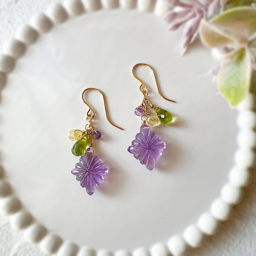 アメジストのローゼンジカービングピアス 天然石 14kgf イヤリングに