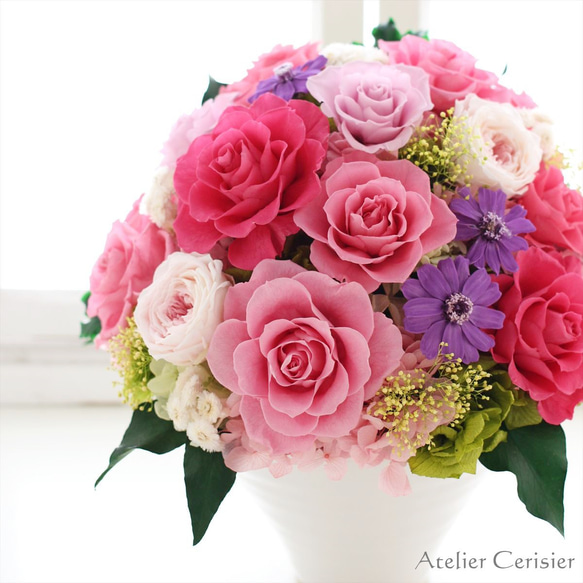 【送料無料】☆プリザーブドフラワー＜フラワーライン ラウンド＞ ピンク バラ 大型アレンジメント 【お祝い】 1枚目の画像