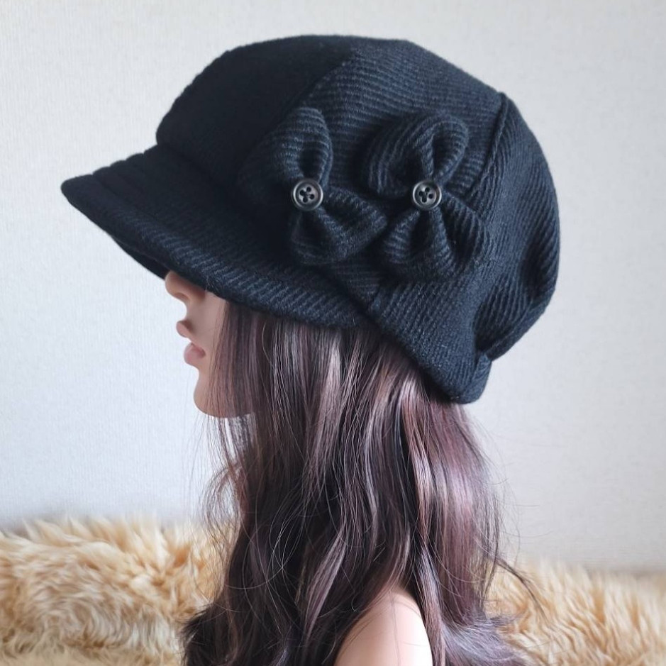 厚手ブラックウール★61.5㎝★蝶が舞う★バタフライ リボン キャスケット