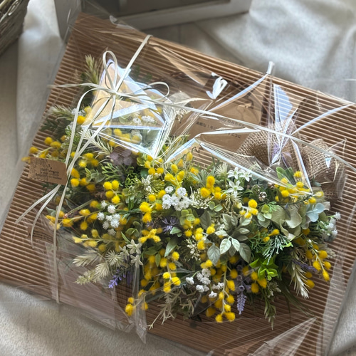 ⭐️花粉が気にならない⭐️ふわふわミモザとグリーンのリース