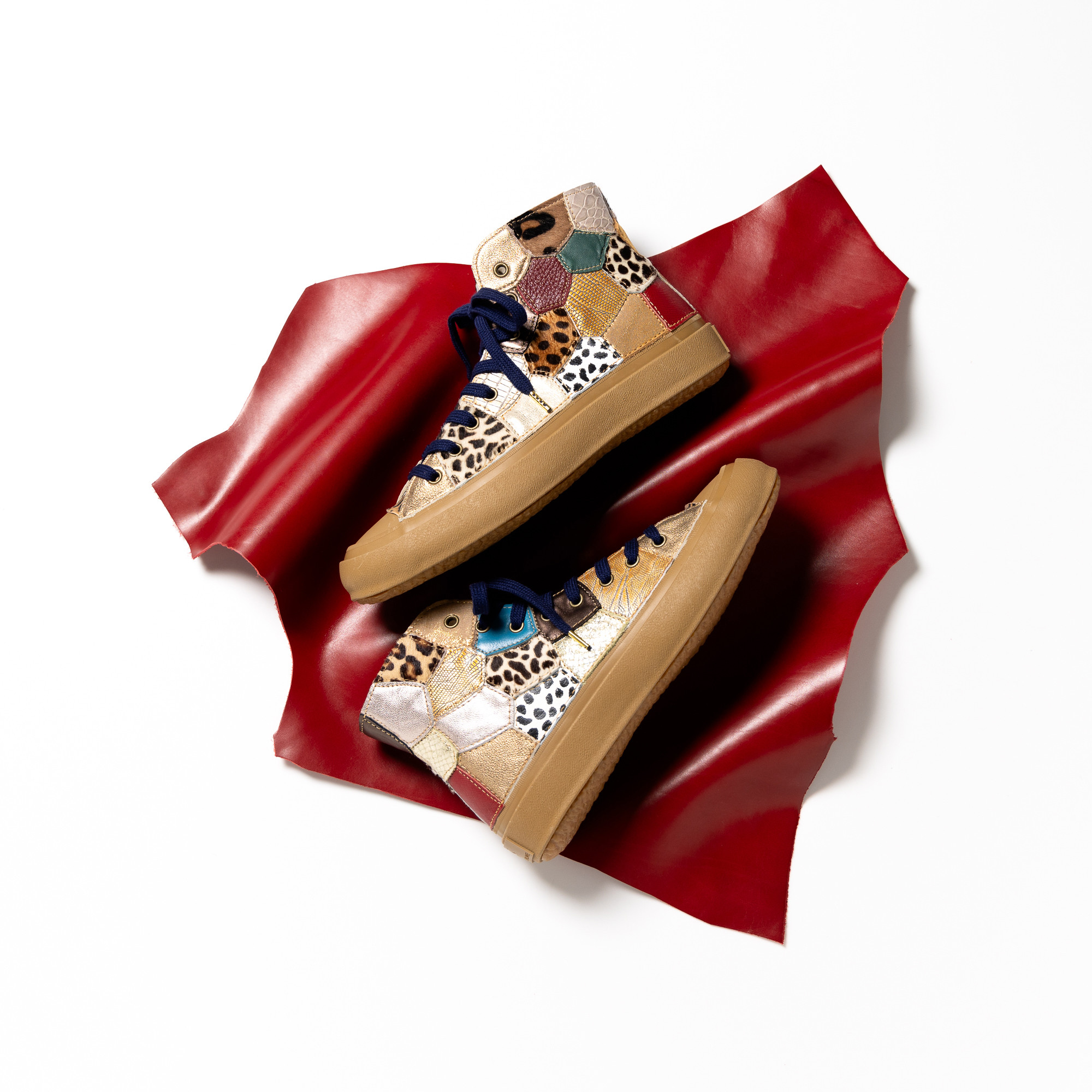 Life is a willow / Size 24.0cm 靴職人のリメイクスニーカー　レザーリメイクスニーカー