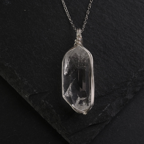 水晶 クリスタル 原石 鉱物 ペンダントトップ ワイヤー