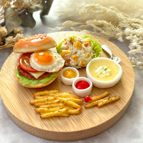 ハンバーガープレート》 コンパクトミラー フェイクフード ミニチュア