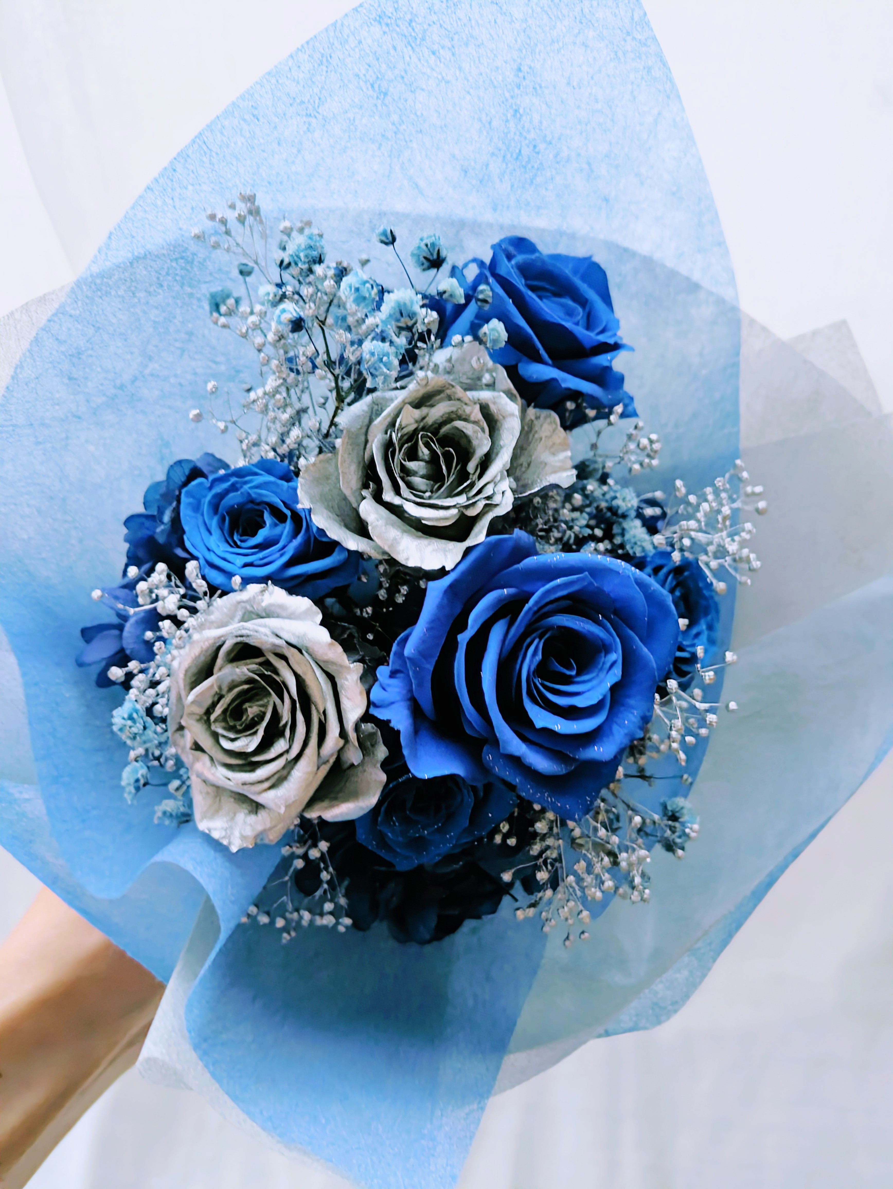 プリザーブドフラワー／薔薇と小花の枯れない花束／青い薔薇とシルバーローズ／記念日お祝い