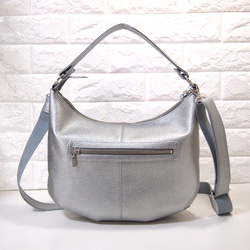 ★ハンドメイド★日本製★ソフト・本革★２ＷＡＹショルダーバッグ★シルバー色★コロンとしたスタイル★超軽量★ 6枚目の画像