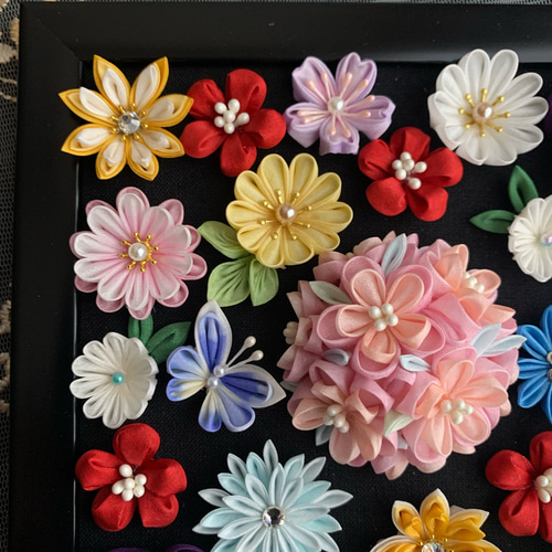 つまみ細工の額飾り プチギフト フラワーフレーム お花の写真立て 結婚