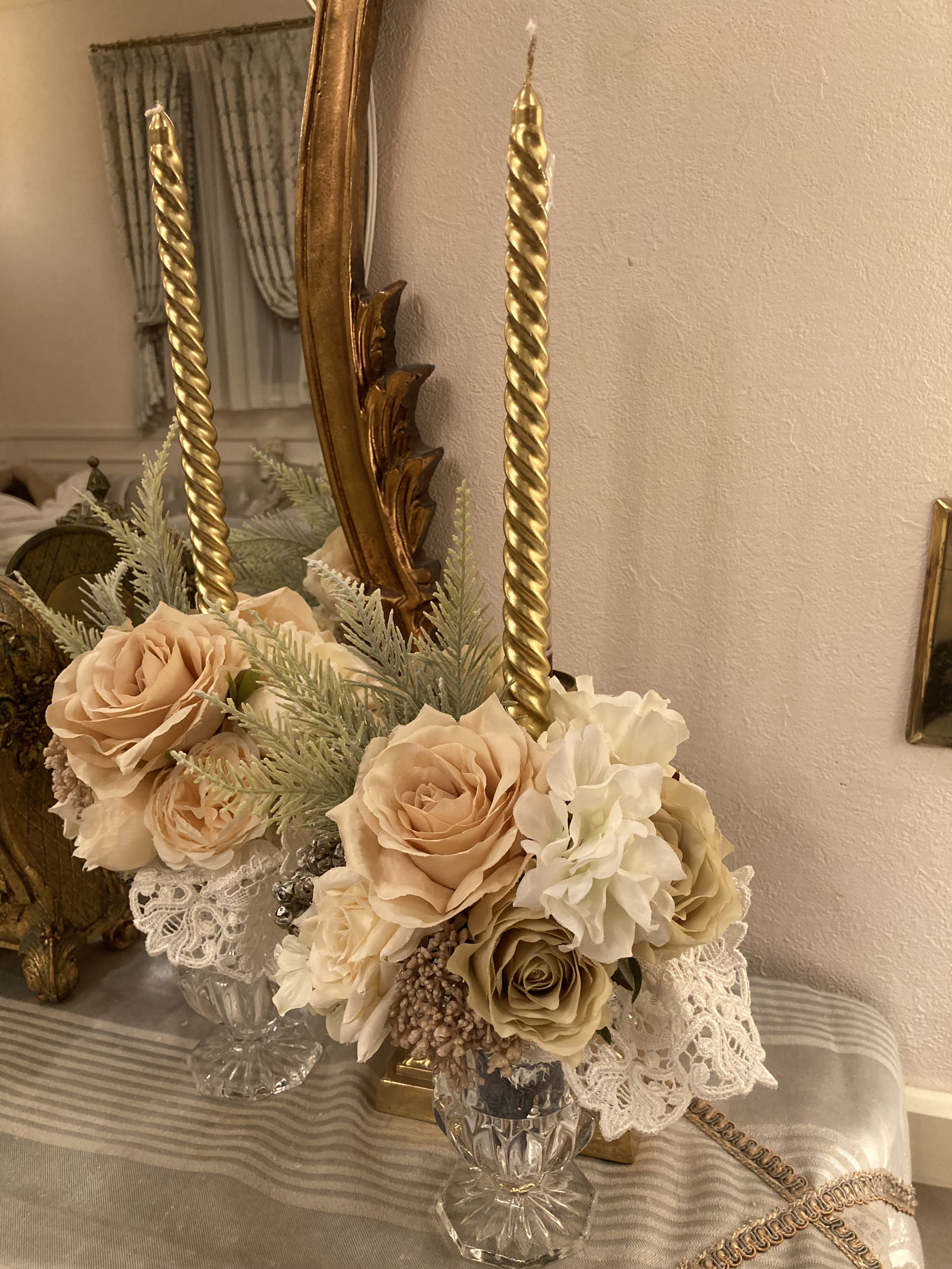 rococo White Rose goldcandleFlower arrangement handmade