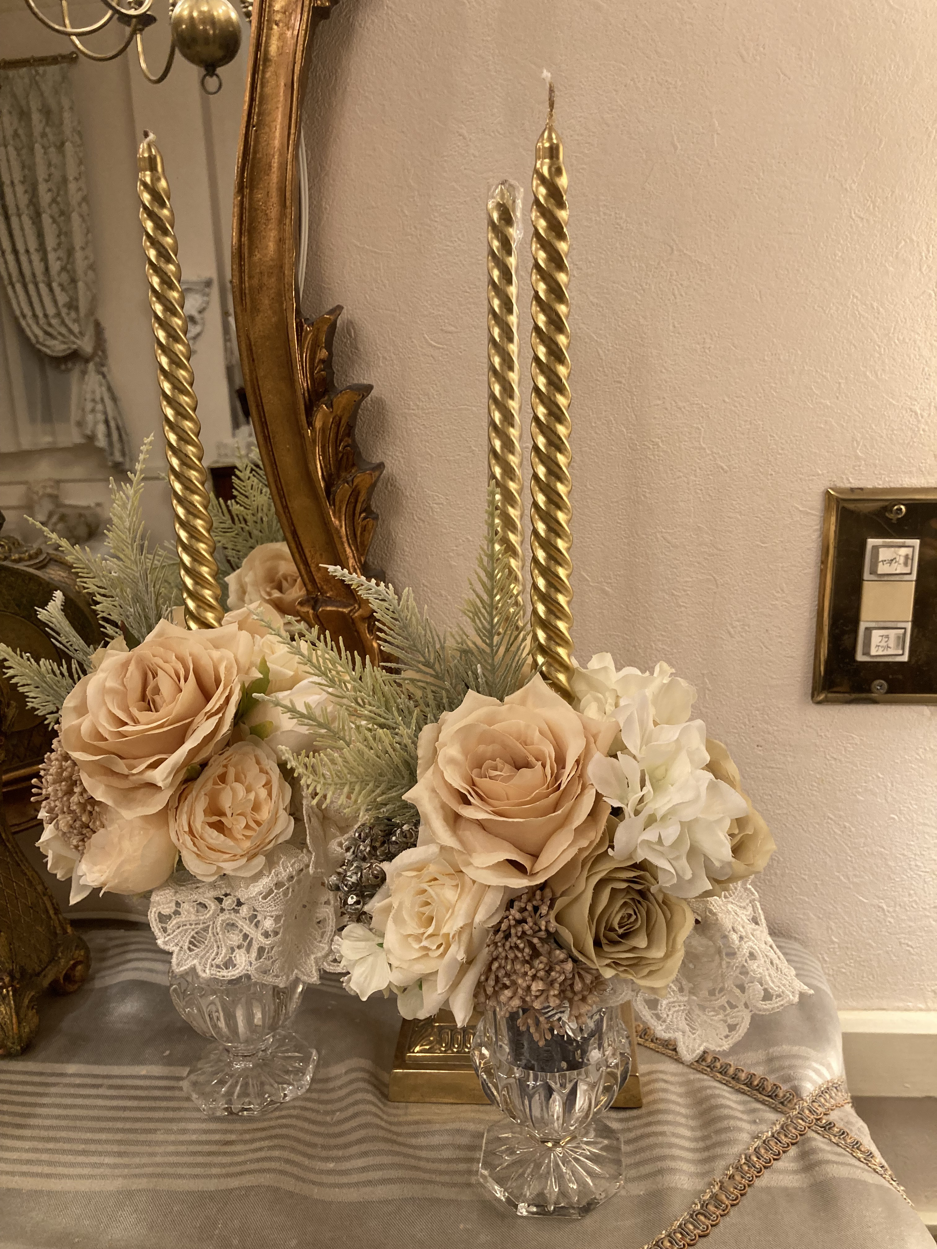 rococo White Rose goldcandleFlower arrangement handmade