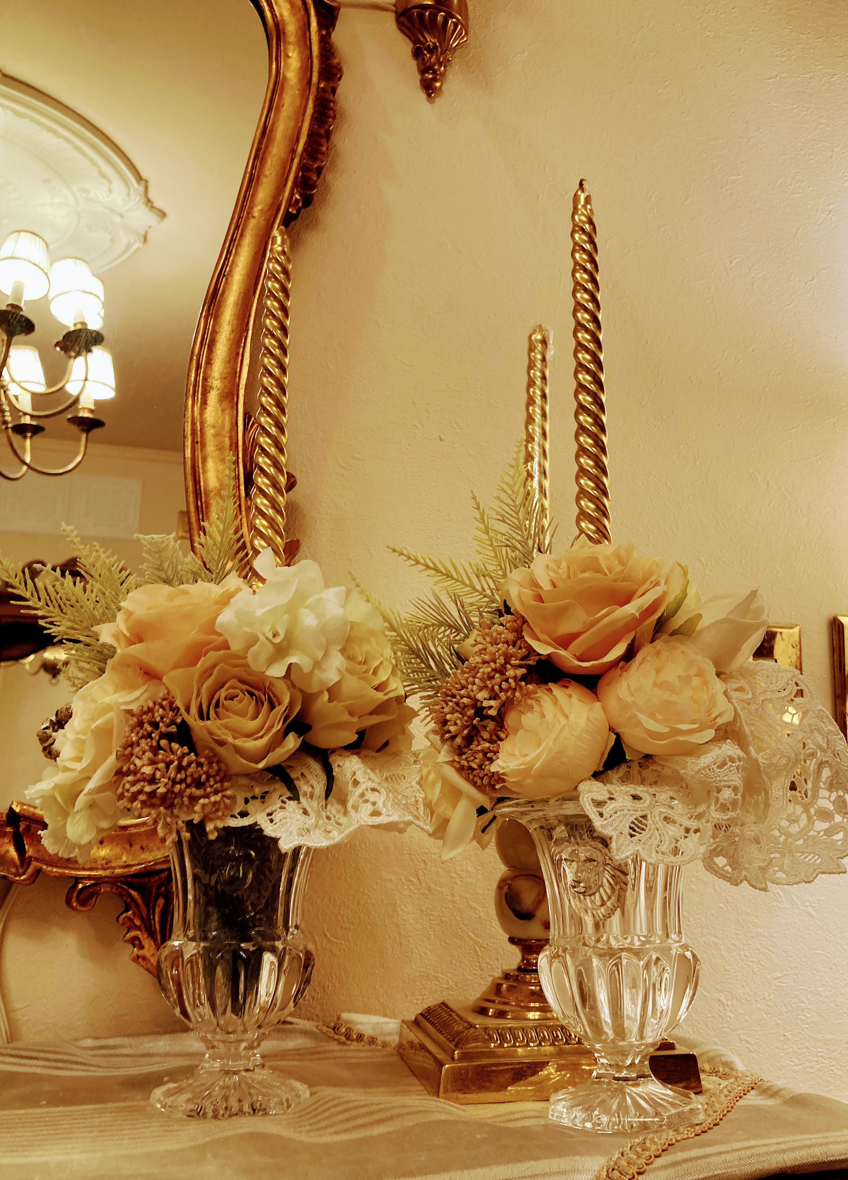 rococo White Rose goldcandleFlower arrangement handmade