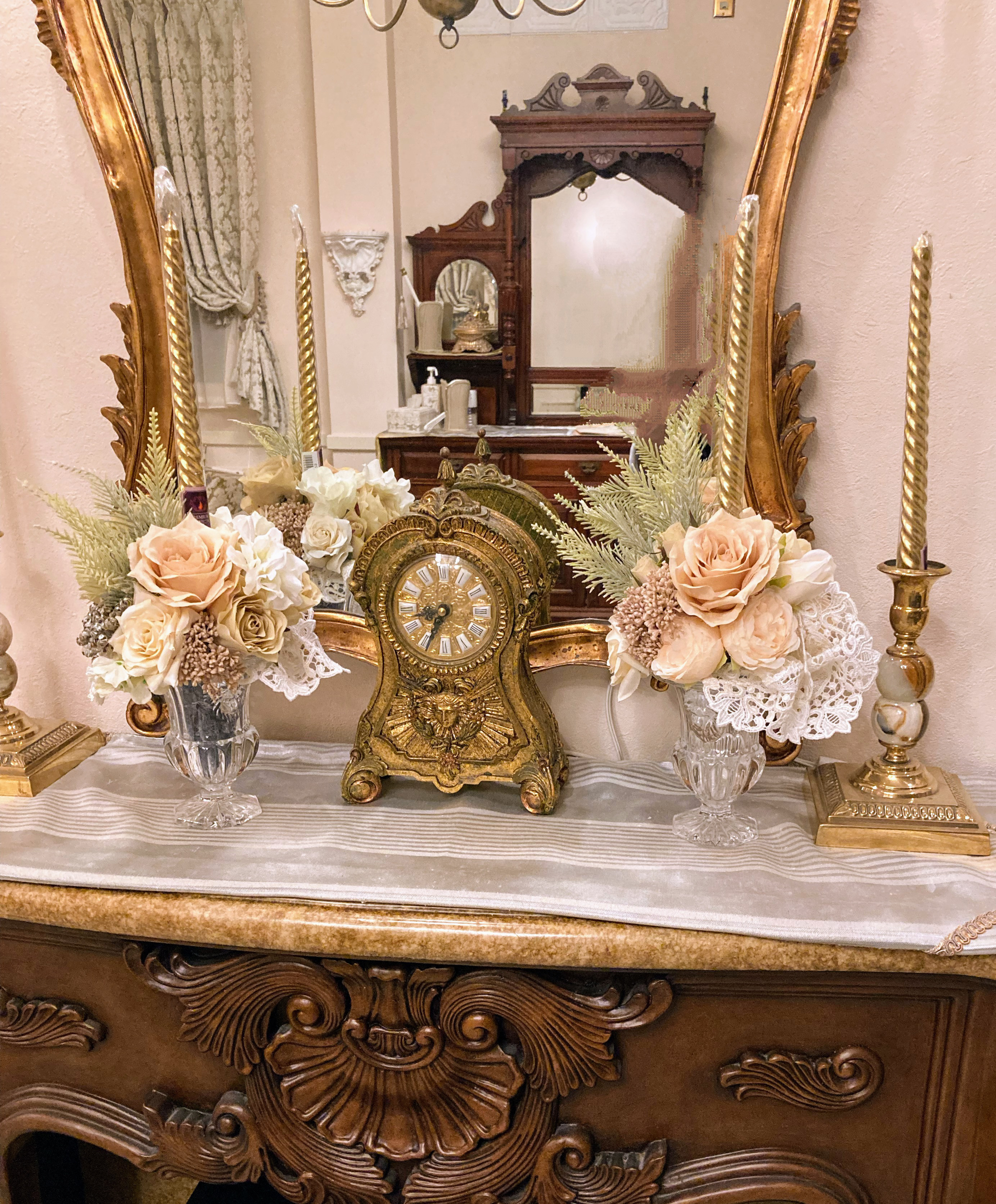 rococo White Rose goldcandleFlower arrangement handmade